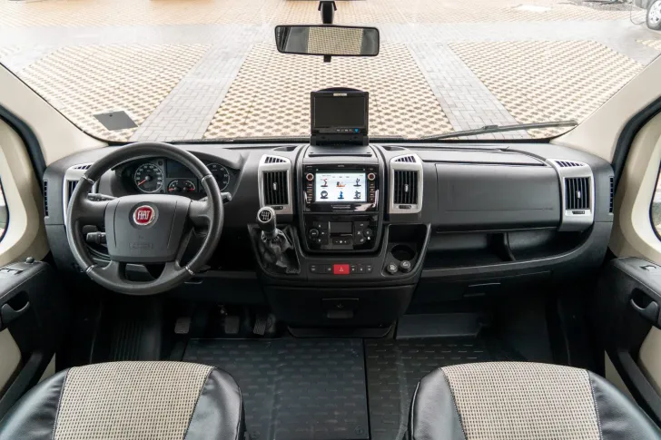 Fahrzeugbild LMC Breezer A654G Black Edition*SAT*TV*Solar*Navi* #8