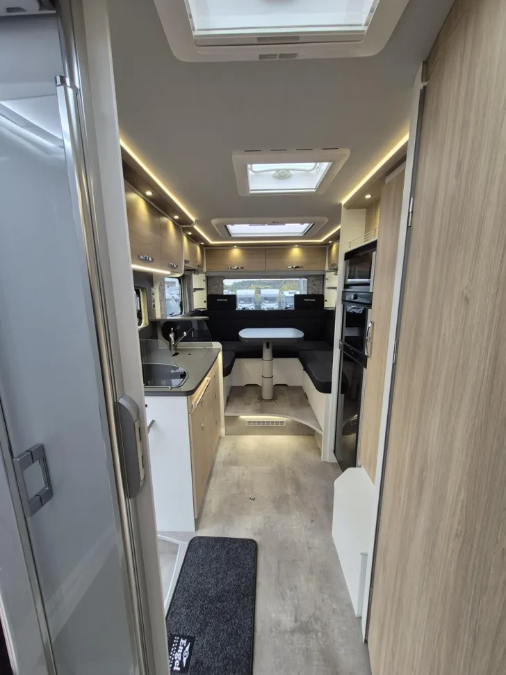 Fahrzeugbild Frankia F-Line A 680 PLUS EDITION TOGETHER #11