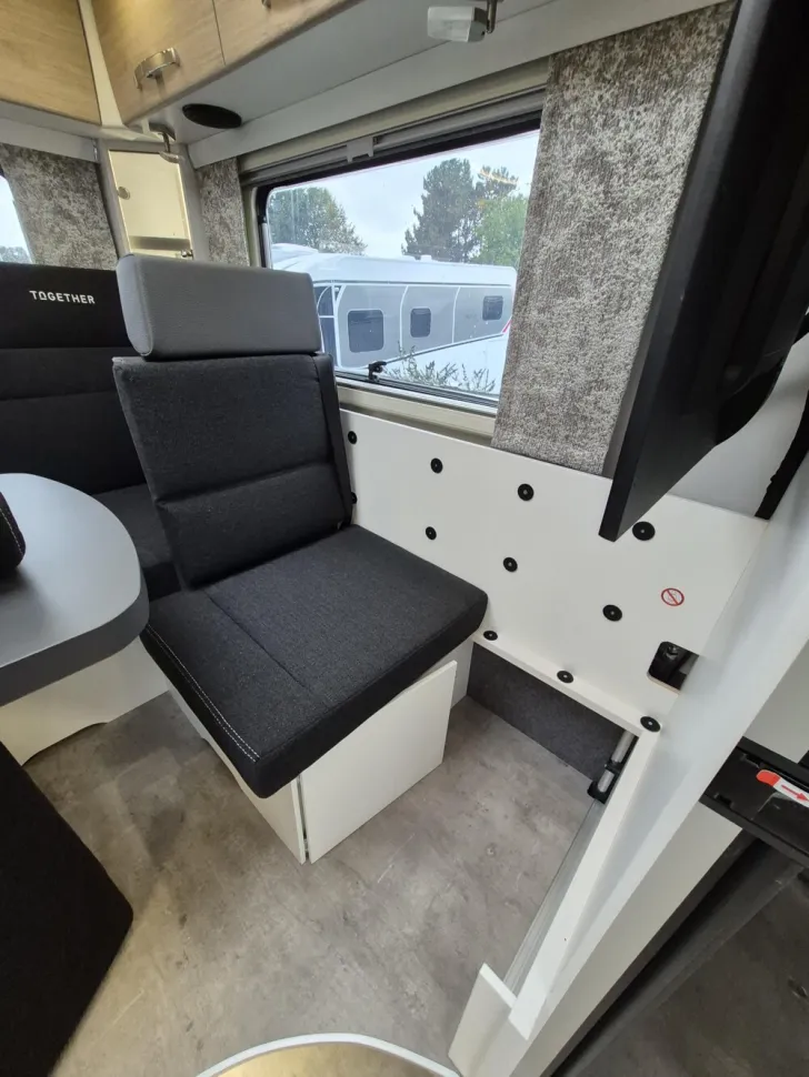 Fahrzeugbild Frankia F-Line A 680 PLUS EDITION TOGETHER #19