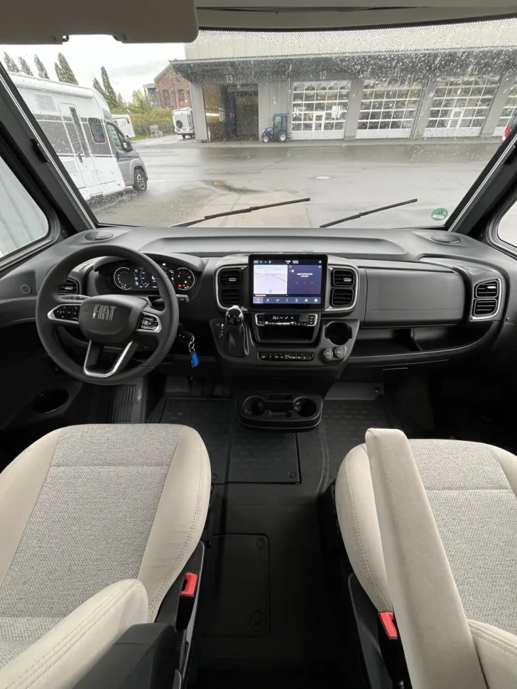 Fahrzeugbild Carado I 338 #16