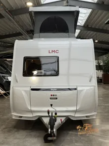 Fahrzeugbild LMC Style 400 F #2