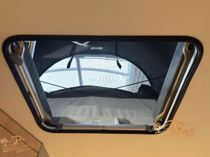 Fahrzeugbild LMC Style 400 F #18