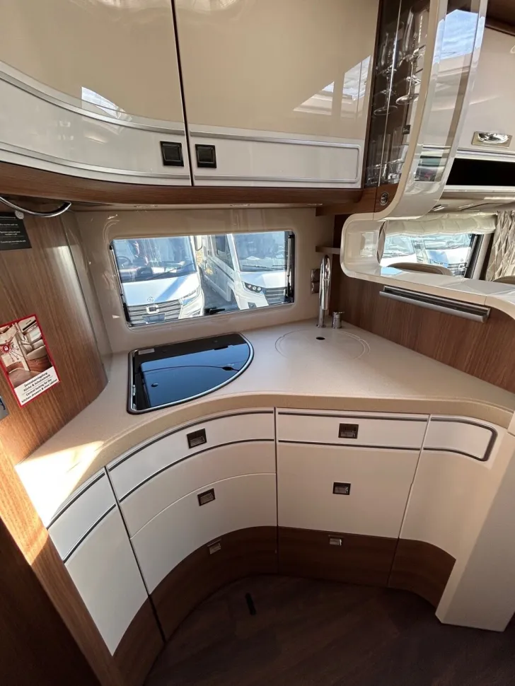 Fahrzeugbild Carthago chic s-plus I 50 LE #13