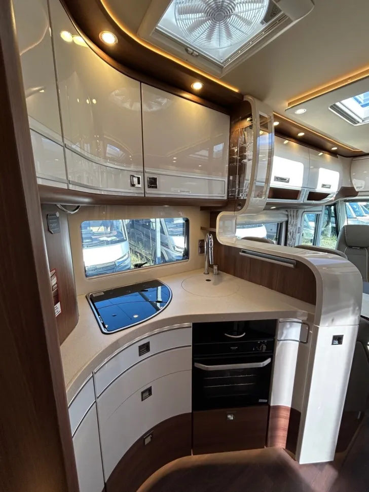 Fahrzeugbild Carthago chic e-line I 61 XL LE #13