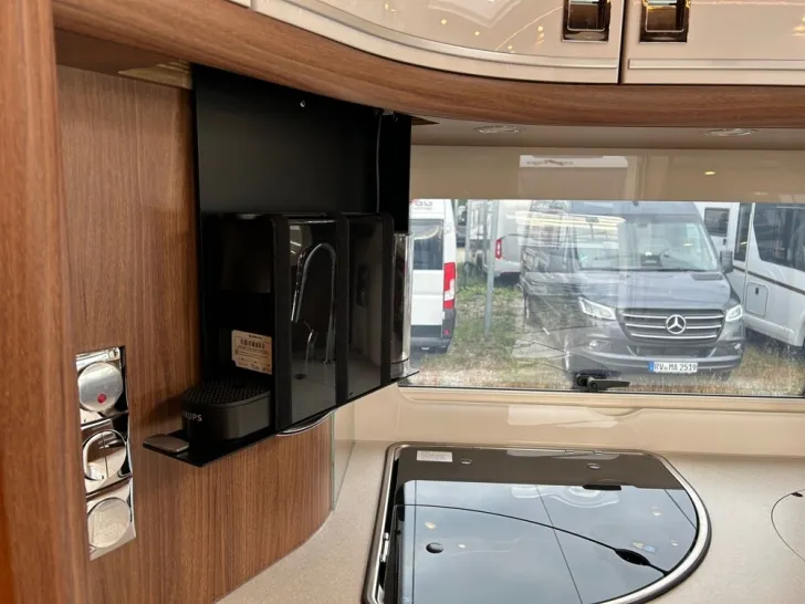 Fahrzeugbild Carthago chic e-line I 61 XL LE #14