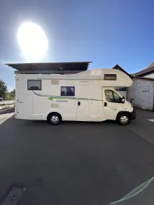 Fahrzeugbild Forster A 699 EB Familien-Wohnmobil mit 5 Schla #2