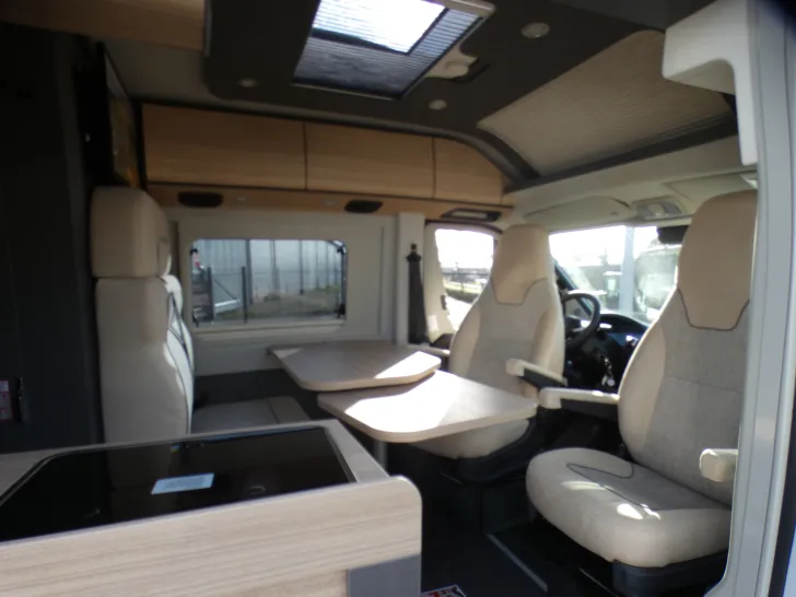 Fahrzeugbild Malibu Van Diversity 640 LE K charming GT skyview #15