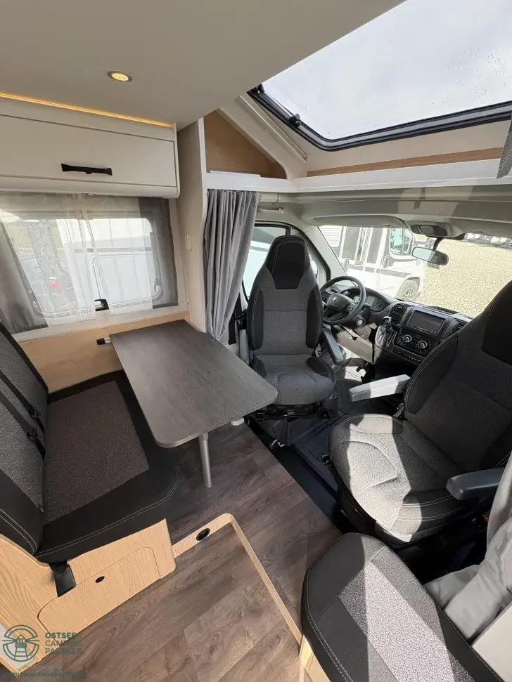 Fahrzeugbild Sunlight T 67S Automatikgetriebe! #7