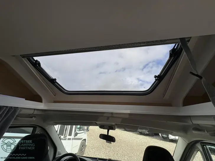 Fahrzeugbild Sunlight T 67S Automatikgetriebe! #13