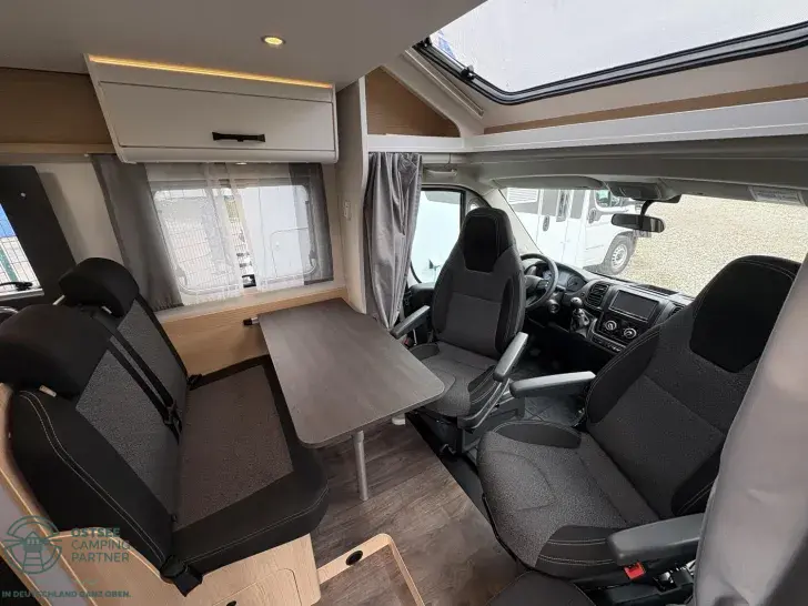 Fahrzeugbild Sunlight T 67S 2026 #7