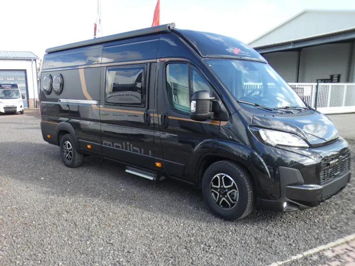 Fahrzeugbild Malibu Van First Class - Two Rooms 640 LE RB GT Modell 2027 #1