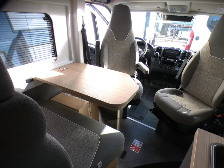 Fahrzeugbild Malibu Van First Class - Two Rooms 640 LE RB GT Modell 2027 #8