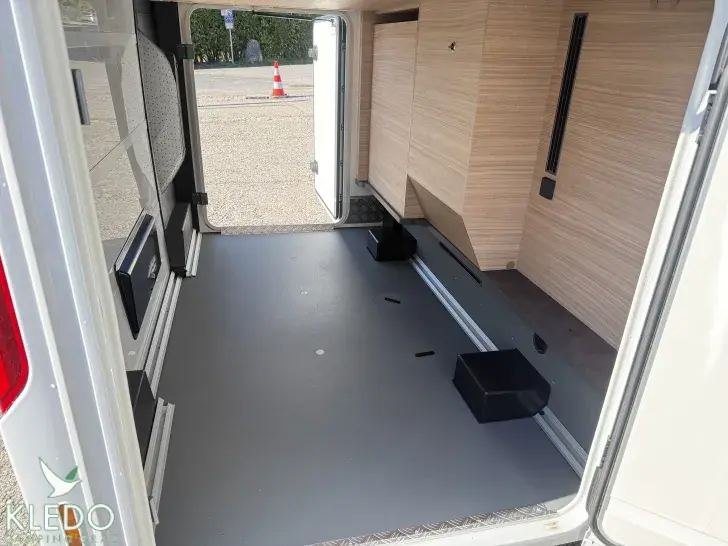 Fahrzeugbild Malibu T 430 KB-LE lightweight 3.5t #11