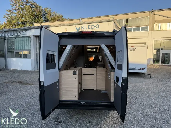 Fahrzeugbild Malibu Van First Class - Two Rooms 640 LE RB charming GT skyview #7