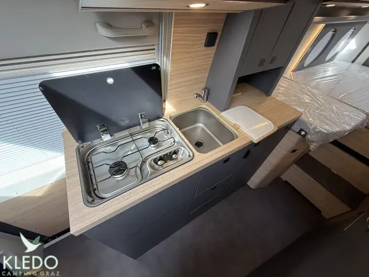 Fahrzeugbild Malibu Van First Class - Two Rooms 640 LE RB charming GT skyview #16