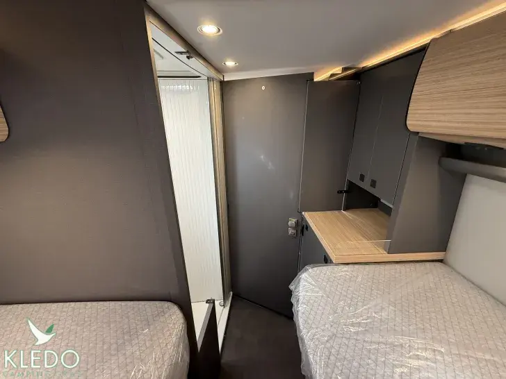 Fahrzeugbild Malibu Van First Class - Two Rooms 640 LE RB charming GT skyview #27