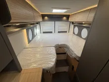 Fahrzeugbild Malibu Van First Class - Two Rooms 640 LE RB charming GT skyview #32