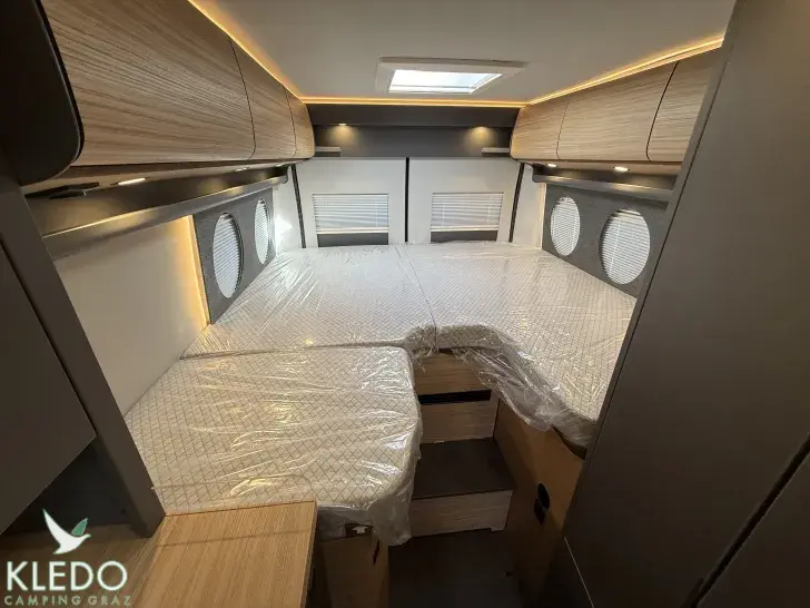 Fahrzeugbild Malibu Van First Class - Two Rooms 640 LE RB charming GT skyview #32
