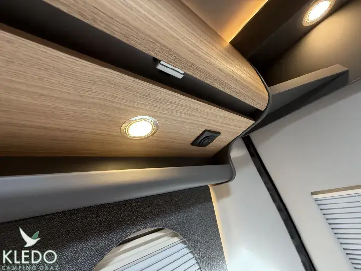 Fahrzeugbild Malibu Van First Class - Two Rooms 640 LE RB charming GT skyview #33