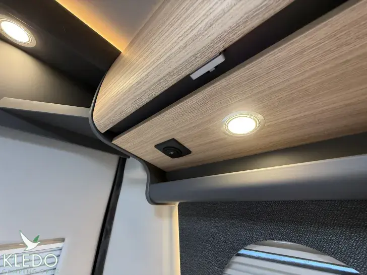 Fahrzeugbild Malibu Van First Class - Two Rooms 640 LE RB charming GT skyview #34