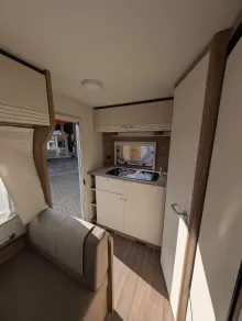 Fahrzeugbild Bürstner Premio Life 425 TS GANZJAHRESREIFEN|HU neu|AKS #13