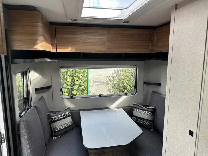 Fahrzeugbild Hymer Eriba Eriba Novaline 470 Modell 2027 #10