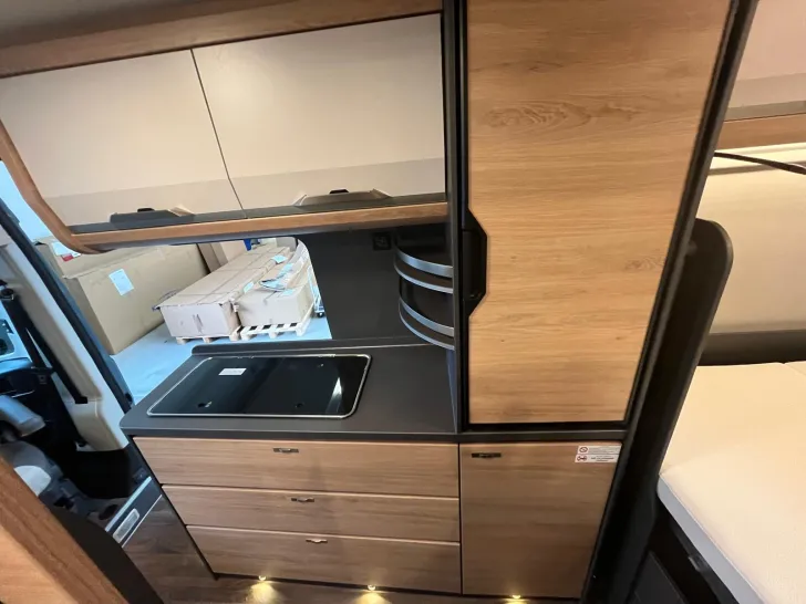Fahrzeugbild Knaus BoxLife 600 MQ Platinum Selection Automatik, Aufstelldach, #13