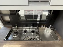 Fahrzeugbild Hobby Excellent Edition 545 KMF 2.000 kg Garage Alu silber #17