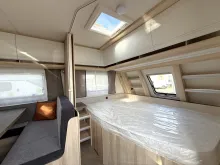 Fahrzeugbild Hobby De Luxe 545 KMF 2000 kg 3-er Etagenbett #12
