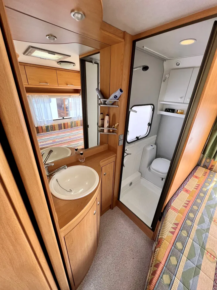Fahrzeugbild Knaus Cheers 500 TF mit Mover+Vorzelt #9