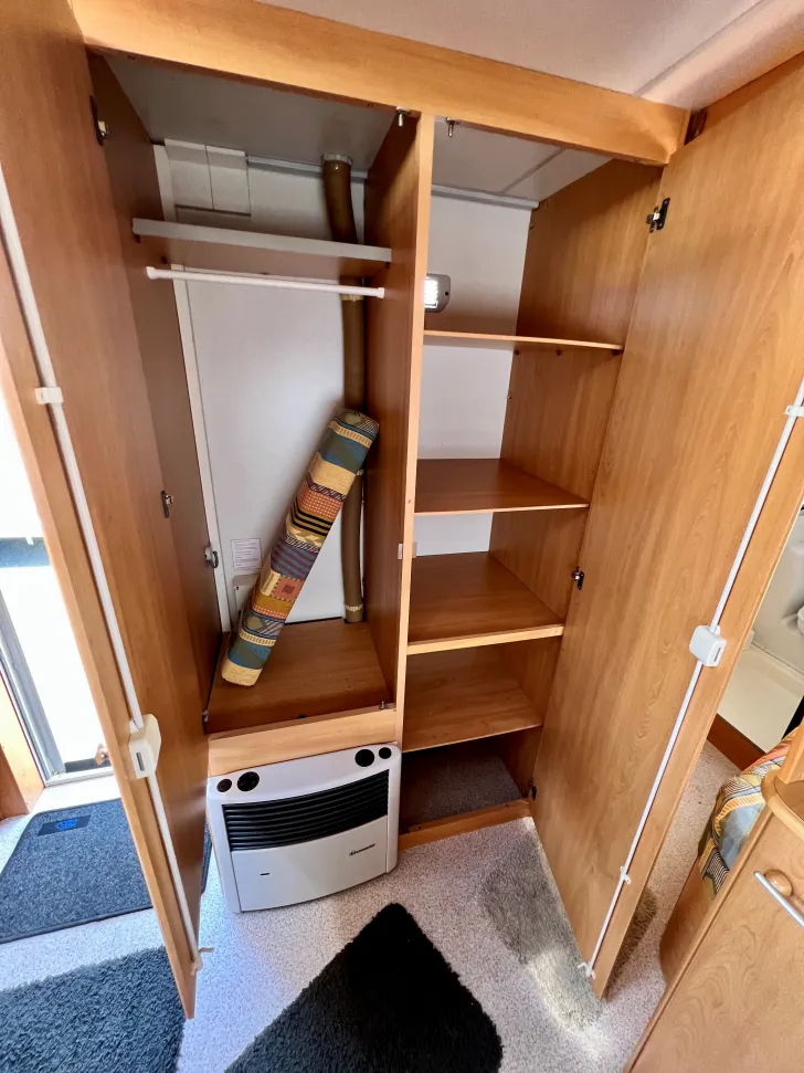Fahrzeugbild Knaus Cheers 500 TF mit Mover+Vorzelt #15