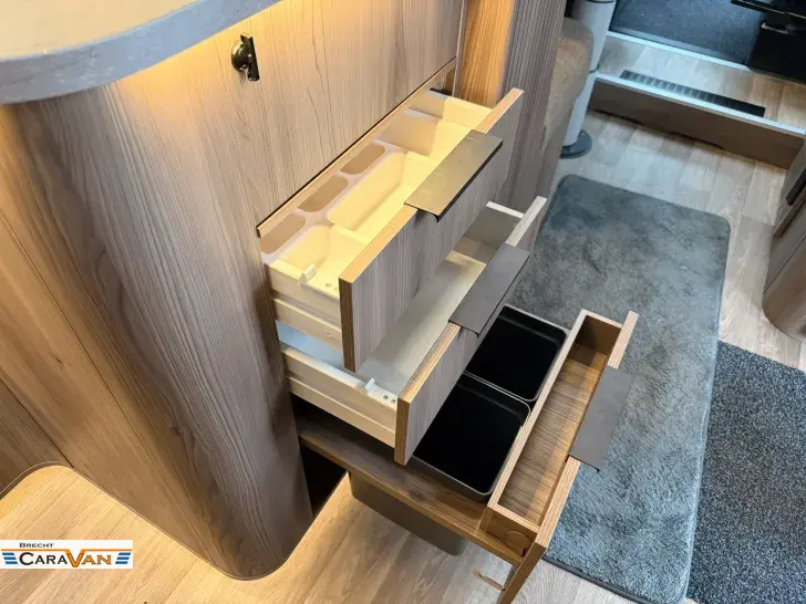 Fahrzeugbild Kabe Royal x910 LQB Roadshow - nur kurz bei uns #16