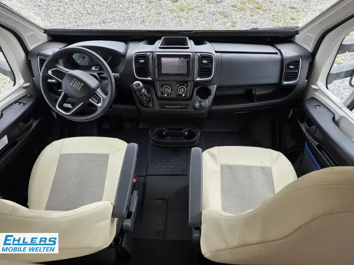 Fahrzeugbild Eura Mobil Activa One AO 630 LS Travel-Paket/Deko-Paket/Dunstabzugshaube #7