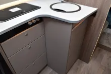 Fahrzeugbild Carado T 328 pro+ Hubbett, 5 Sitzplätze, ab Nov. #36