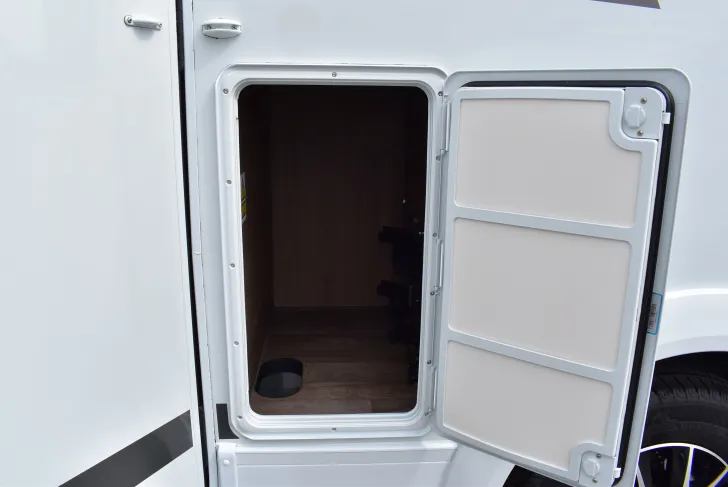 Fahrzeugbild Carado T 328 pro+ Hubbett, 5 Sitzplätze, ab Nov. #54