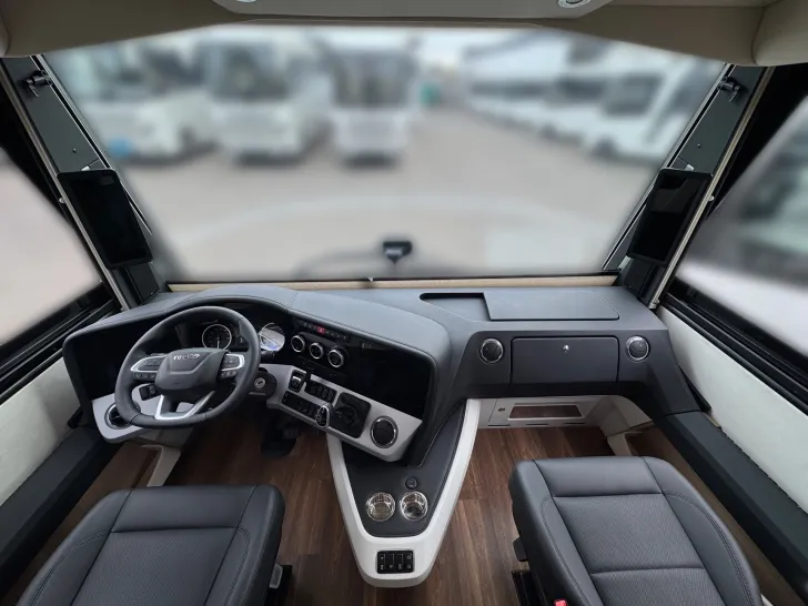 Fahrzeugbild Concorde Charisma 860 LI Facelift*Retarder*Ebano*NERO #8