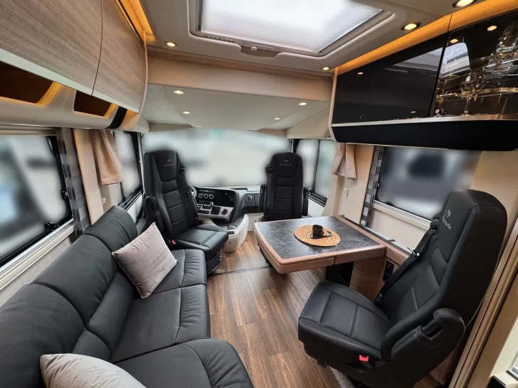 Fahrzeugbild Concorde Charisma 860 LI Facelift*Retarder*Ebano*NERO #9