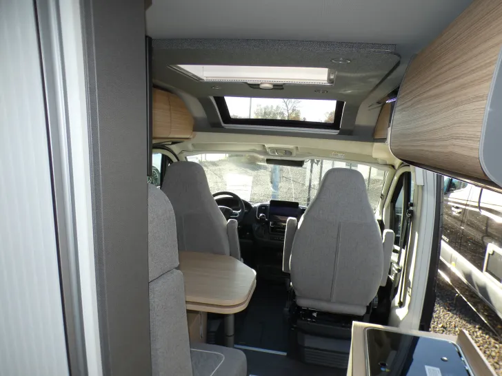 Fahrzeugbild Malibu Van 640 LE Diversity GT skyview #8