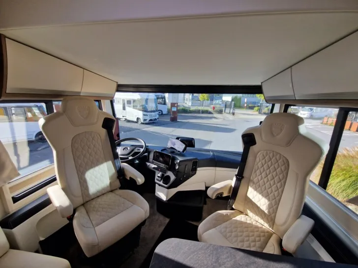 Fahrzeugbild Morelo Grand Empire 98 LSB #11