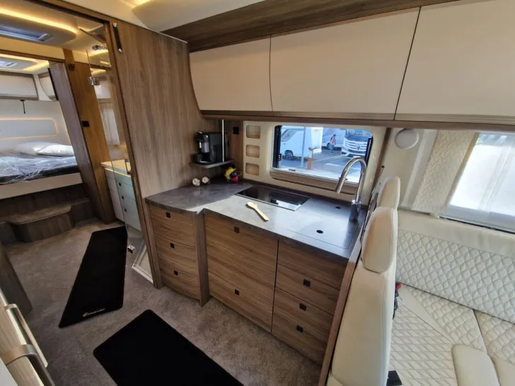 Fahrzeugbild Morelo Grand Empire 98 LSB #18