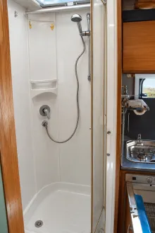 Fahrzeugbild Niesmann + Bischoff ClouLINER 650C Barversion, toller Zustand #16