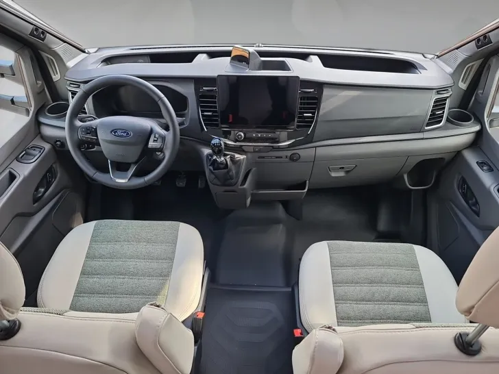 Fahrzeugbild Carado Edition27 T Ford 457 Messeaussteller mit Hubbett #10