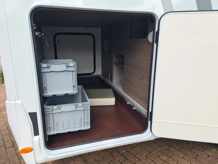Fahrzeugbild Carado Edition27 T Ford 457 Messeaussteller mit Hubbett #25