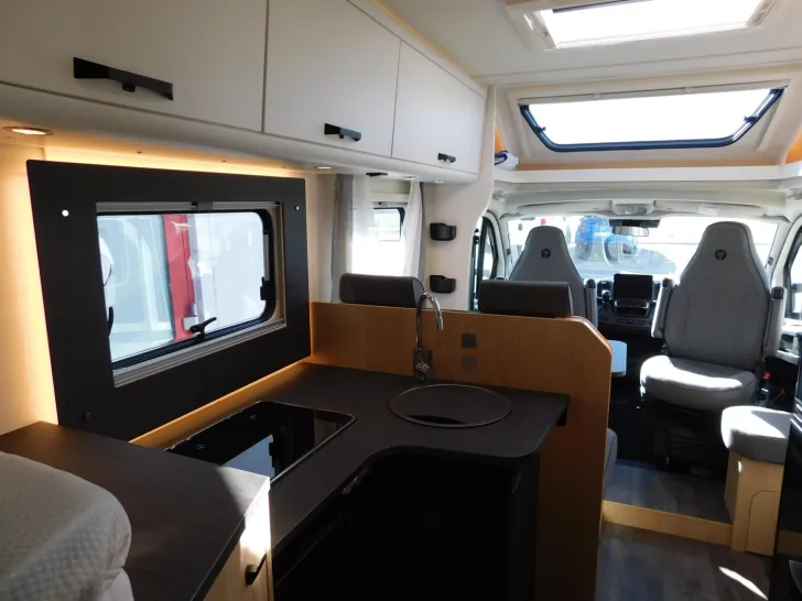 Fahrzeugbild Sunlight Adventure T 67S OHNE Hubbett, mit ACC & Clesana #13