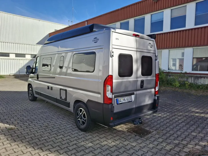 Fahrzeugbild Carado pro CV 600 AHK, Aufstelldach, Automatik #6