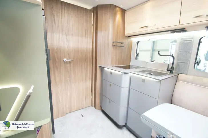 Fahrzeugbild Eura Mobil Profila T 726 QF SOFORT VERFÜGBAR #9