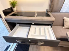 Fahrzeugbild Hobby De Luxe 400 SFe 1.500 kg Auflastung #19