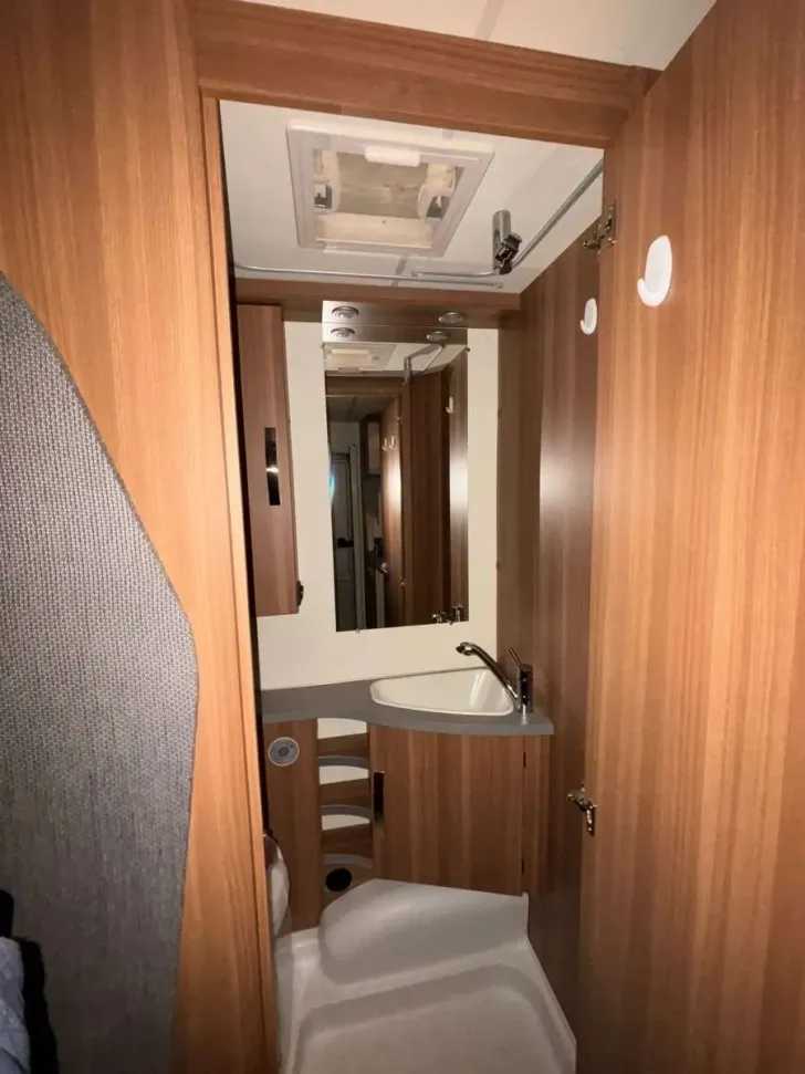 Fahrzeugbild Weinsberg CaraOne 480 QDK #6