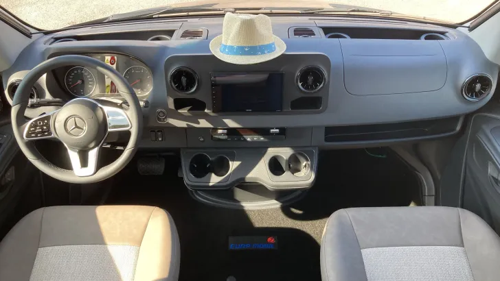 Fahrzeugbild Eura Mobil PROFILA T 726 EF COMFORT DACHKLIMA+MARKISE+SAT+ #10