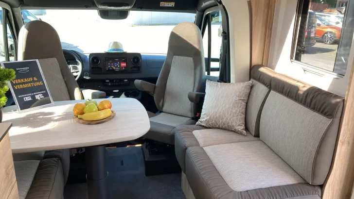 Fahrzeugbild Eura Mobil PROFILA T 726 EF COMFORT DACHKLIMA+MARKISE+SAT+ #13